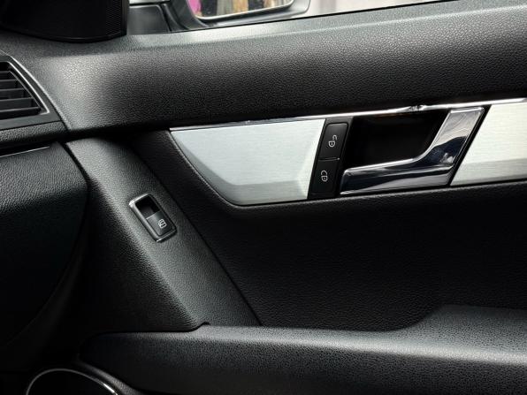 Mercedes-Benz C-Класс III (W204) с пробегом 2007 года, цена 1 199 000 рублей, 201000 км, седан, Автокод Объявления