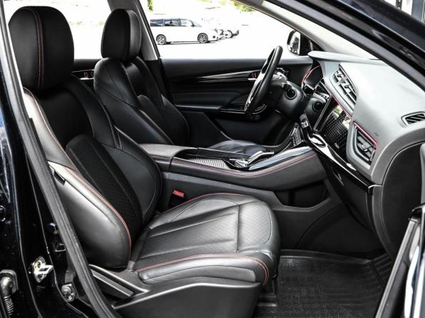 Dongfeng Aeolus AX7 Plus с пробегом 2023 года, цена 1 669 000 рублей, 47595 км, внедорожник, Автокод Объявления