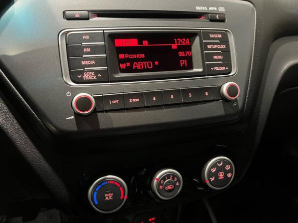 Kia Rio III Рестайлинг с пробегом 2015 года, цена 950 000 рублей, 209587 км, седан, Автокод Объявления
