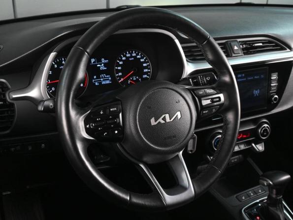 Kia Rio IV Рестайлинг с пробегом 2022 года, цена 1 799 000 рублей, 126332 км, седан, Автокод Объявления