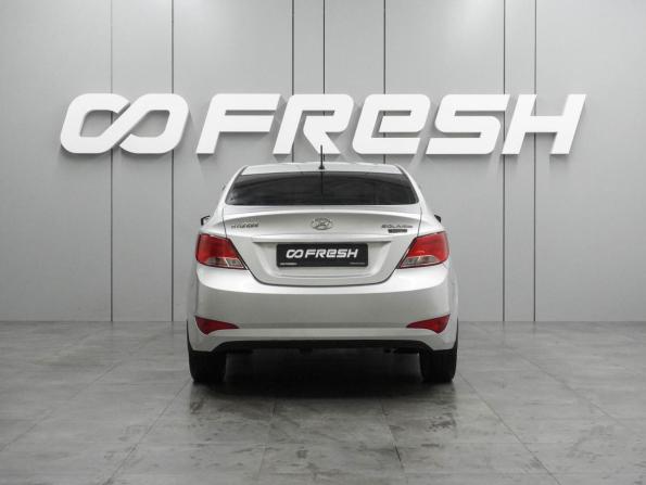 Hyundai Solaris I Рестайлинг с пробегом 2015 года, цена 954 000 рублей, 174286 км, седан, Автокод Объявления