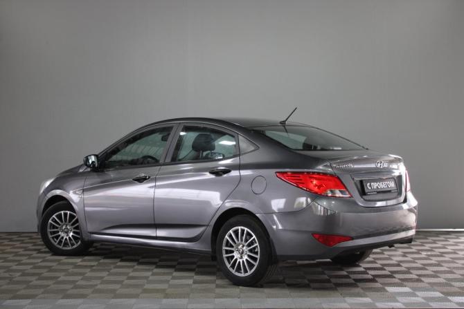 Hyundai Solaris I Рестайлинг с пробегом 2015 года, цена 799 000 рублей, 212000 км, седан, Автокод Объявления