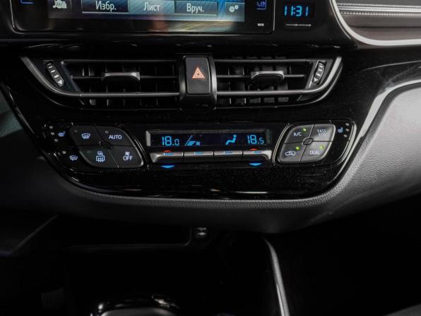 Toyota C-HR I с пробегом 2019 года, цена 2 249 000 рублей, 63368 км, внедорожник, Автокод Объявления