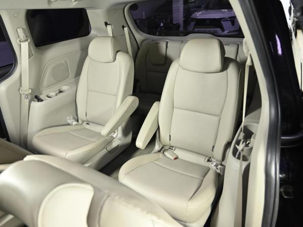 Kia Carnival III с пробегом 2020 года, цена 2 749 000 рублей, 131000 км, минивэн, Автокод Объявления