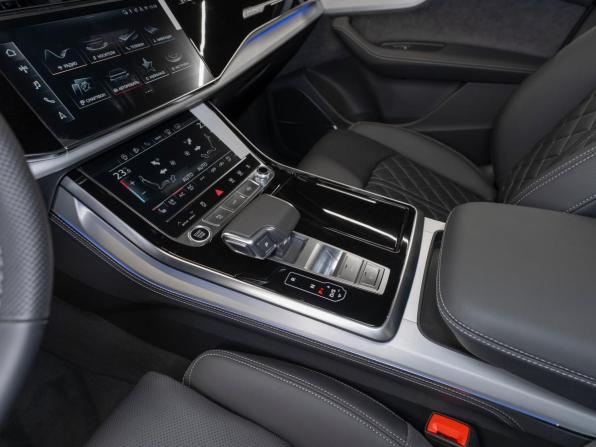 Audi Q7 II (4M) Рестайлинг 2 с пробегом 2025 года, цена 13 100 000 рублей, 11 км, внедорожник, Автокод Объявления