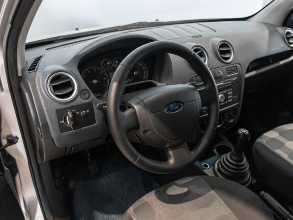 Ford Fusion I Рестайлинг с пробегом 2007 года, цена 356 400 рублей, 213000 км, хэтчбек, Автокод Объявления
