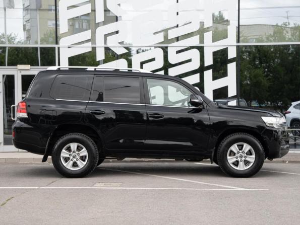 Toyota Land Cruiser 200 Series Рестайлинг 2 с пробегом 2016 года, цена 4 300 000 рублей, 271568 км, внедорожник, Автокод Объявления