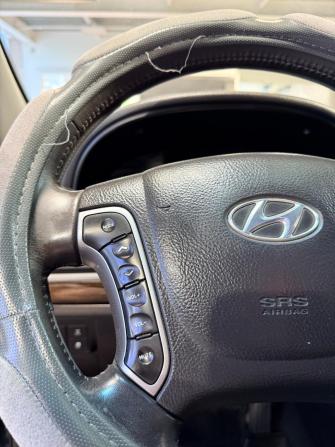 Hyundai Santa Fe II Рестайлинг с пробегом 2011 года, цена 1 399 000 рублей, 243477 км, внедорожник, Автокод Объявления