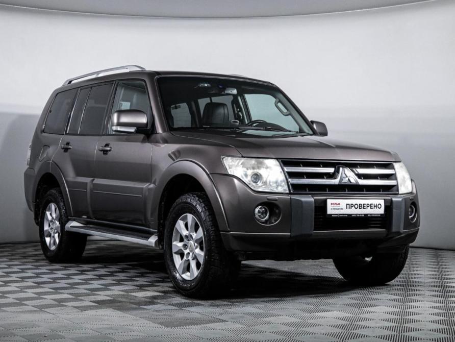 Mitsubishi Pajero IV Рестайлинг 1 Москва  - изображение 3