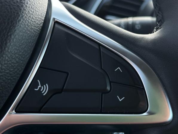 Renault Kaptur I Рестайлинг с пробегом 2021 года, цена 1 720 000 рублей, 45130 км, внедорожник, Автокод Объявления