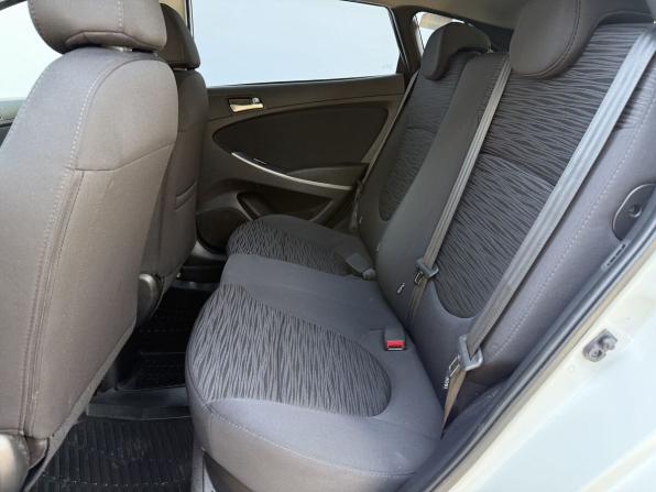 Hyundai Solaris I Рестайлинг с пробегом 2015 года, цена 765 000 рублей, 161101 км, хэтчбек, Автокод Объявления