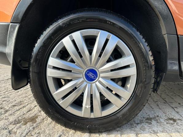 Ford Kuga II Рестайлинг с пробегом 2017 года, цена 1 079 000 рублей, 297378 км, внедорожник, Автокод Объявления