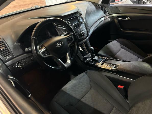 Hyundai i40 I с пробегом 2013 года, цена 1 069 900 рублей, 252235 км, седан, Автокод Объявления