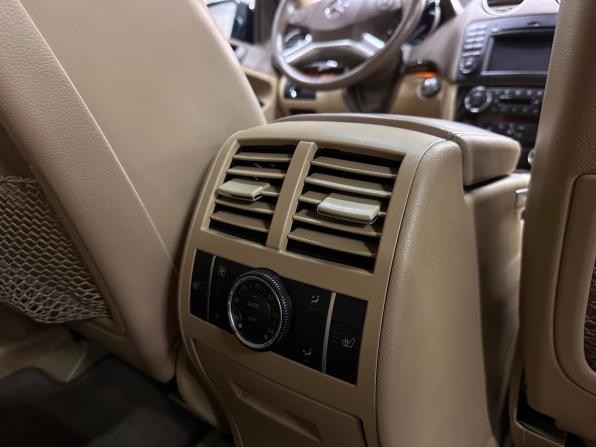 Mercedes-Benz GL-Класс I (X164) Рестайлинг с пробегом 2011 года, цена 2 997 000 рублей, 67900 км, внедорожник, Автокод Объявления