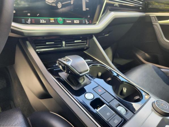 Volkswagen Touareg III с пробегом 2019 года, цена 3 600 000 рублей, 201000 км, внедорожник, Автокод Объявления