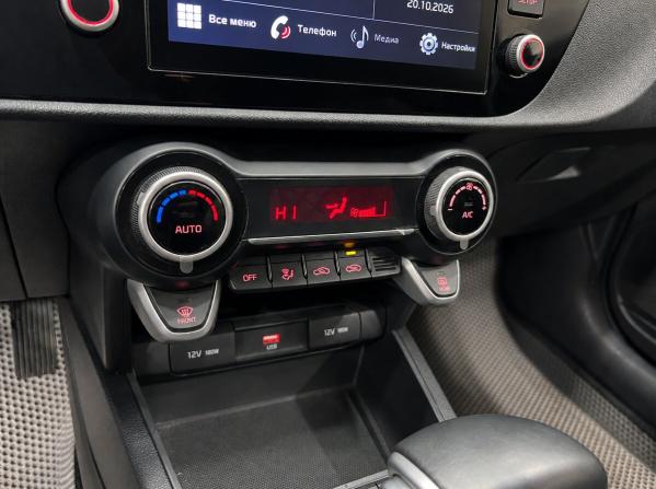 Kia Rio IV Рестайлинг с пробегом 2021 года, цена 1 825 000 рублей, 58500 км, седан, Автокод Объявления