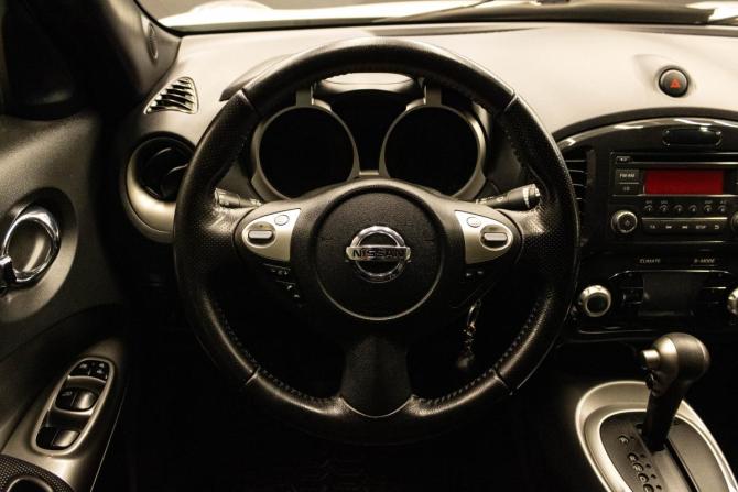 Nissan Juke I с пробегом 2012 года, цена 1 049 000 рублей, 133174 км, внедорожник, Автокод Объявления
