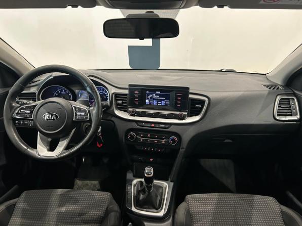 Kia Ceed III с пробегом 2020 года, цена 1 299 000 рублей, 195634 км, хэтчбек, Автокод Объявления