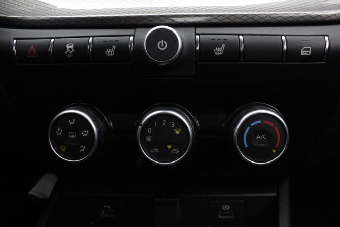 Lada (ВАЗ) Vesta I Рестайлинг (NG) с пробегом 2024 года, цена 1 345 000 рублей, 15908 км, седан, Автокод Объявления