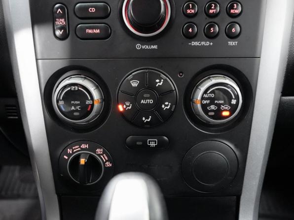 Suzuki Grand Vitara II с пробегом 2006 года, цена 760 000 рублей, 288700 км, внедорожник, Автокод Объявления