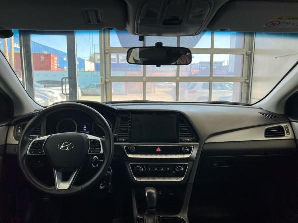 Hyundai Sonata VII (LF) Рестайлинг с пробегом 2019 года, цена 1 999 000 рублей, 63370 км, седан, Автокод Объявления