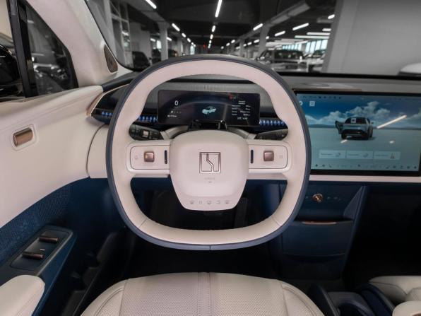 Zeekr X I с пробегом 2023 года, цена 4 050 000 рублей, 42181 км, внедорожник, Автокод Объявления