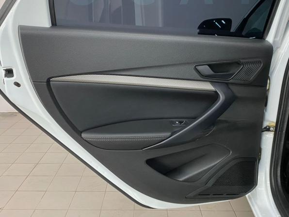 Lada (ВАЗ) Vesta I Рестайлинг (NG) с пробегом 2024 года, цена 1 010 000 рублей, 97647 км, седан, Автокод Объявления
