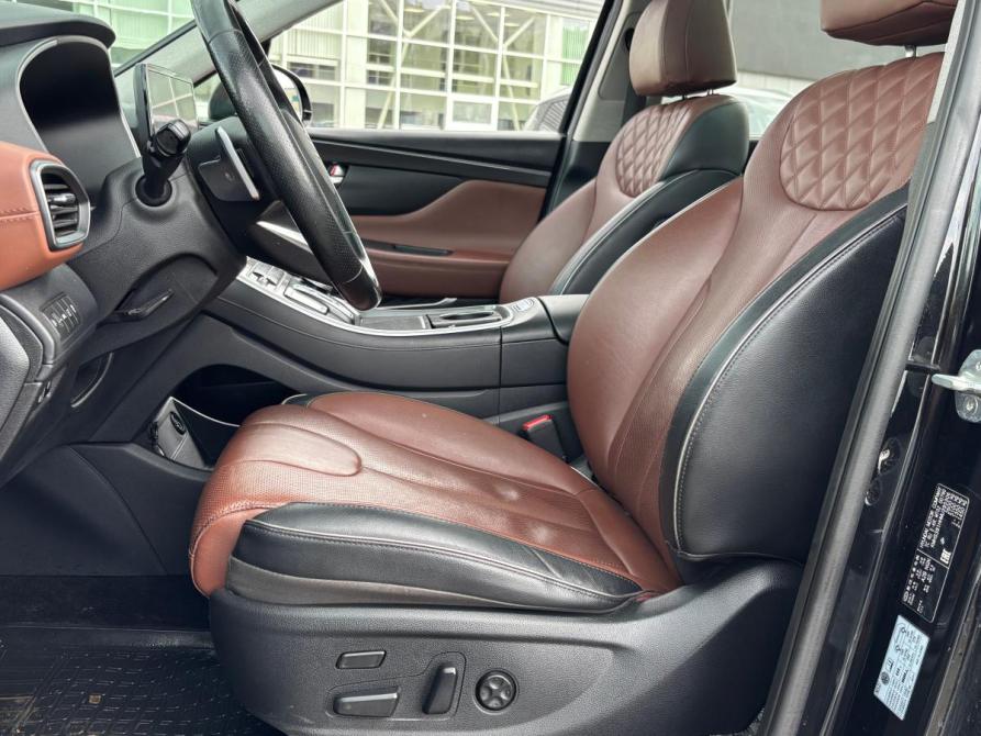 Hyundai Santa Fe IV Рестайлинг Набережные Челны  - изображение 18