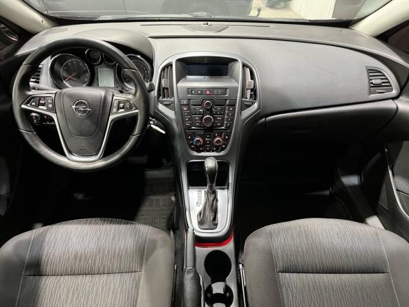 Opel Astra J Рестайлинг с пробегом 2012 года, цена 640 000 рублей, 195867 км, хэтчбек, Автокод Объявления