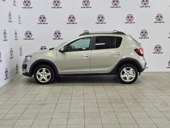 Renault Sandero II с пробегом 2018 года, цена 1 083 000 рублей, 108400 км, хэтчбек, Автокод Объявления