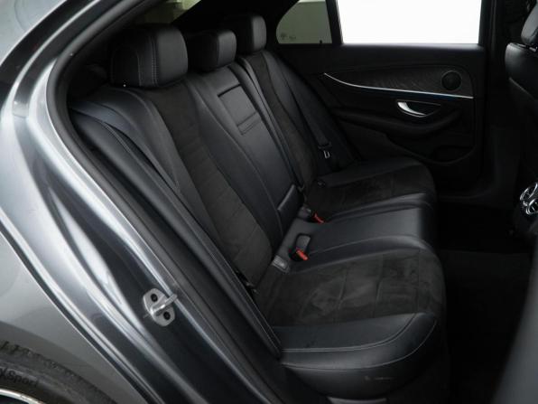 Mercedes-Benz E-Класс V (W213 S213 C238) Рестайлинг с пробегом 2021 года, цена 3 949 050 рублей, 148949 км, седан, Автокод Объявления
