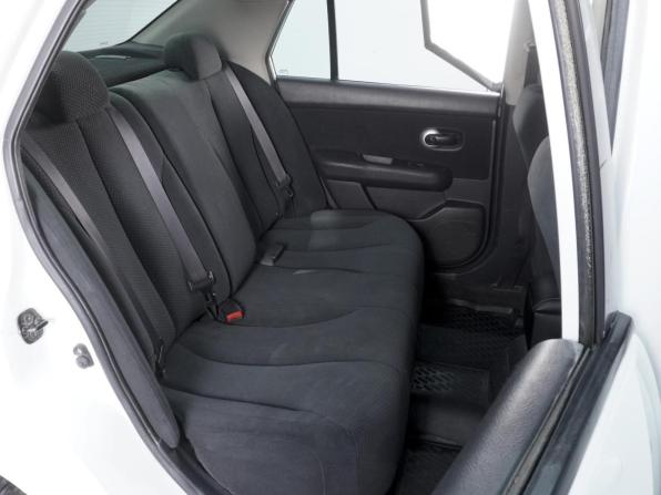 Nissan Tiida I Рестайлинг с пробегом 2013 года, цена 770 000 рублей, 117611 км, седан, Автокод Объявления