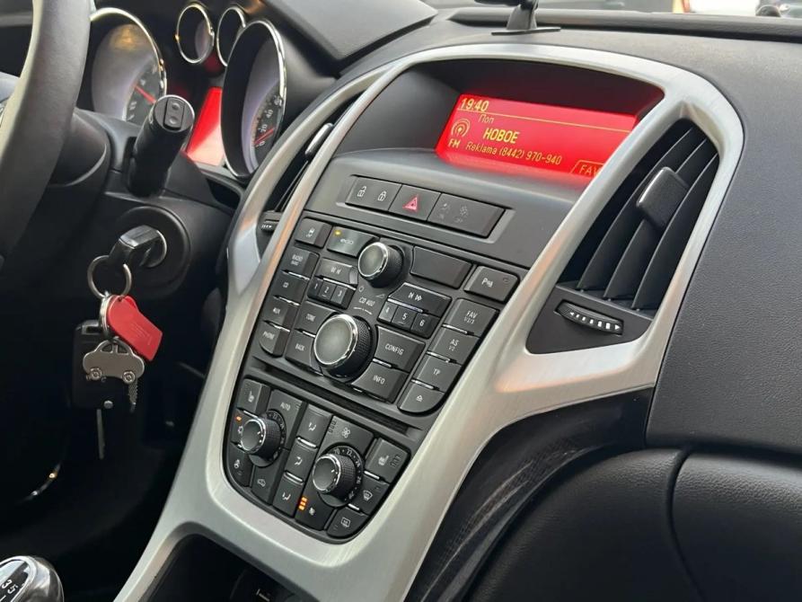 Opel Astra J Рестайлинг Волгоград  - изображение 7