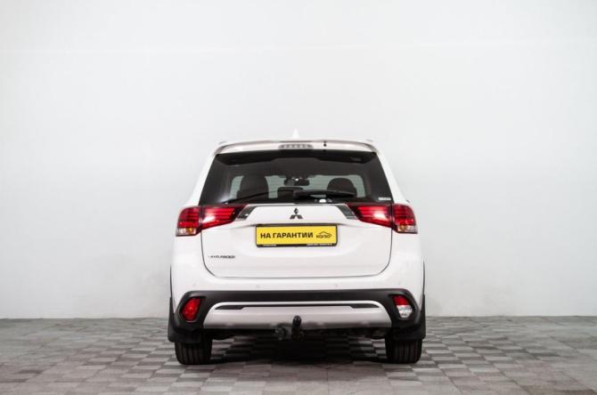 Mitsubishi Outlander III Рестайлинг 3 с пробегом 2021 года, цена 2 949 000 рублей, 77400 км, внедорожник, Автокод Объявления