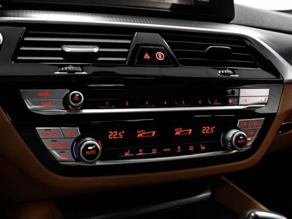 BMW 5 серии VII (G30/G31/G38) Рестайлинг с пробегом 2021 года, цена 4 999 000 рублей, 43250 км, седан, Автокод Объявления