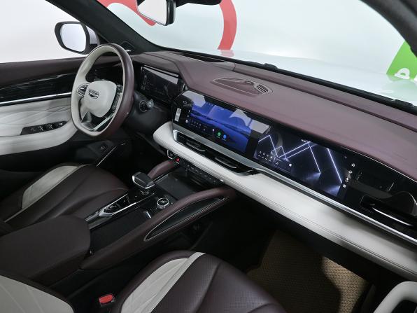 Geely Monjaro I с пробегом 2024 года, цена 3 398 000 рублей, 29456 км, внедорожник, Автокод Объявления