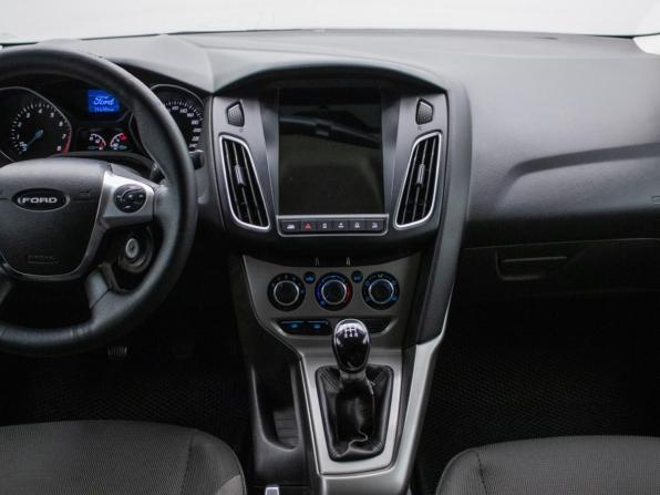 Ford Focus III с пробегом 2014 года, цена 678 000 рублей, 214703 км, седан, Автокод Объявления