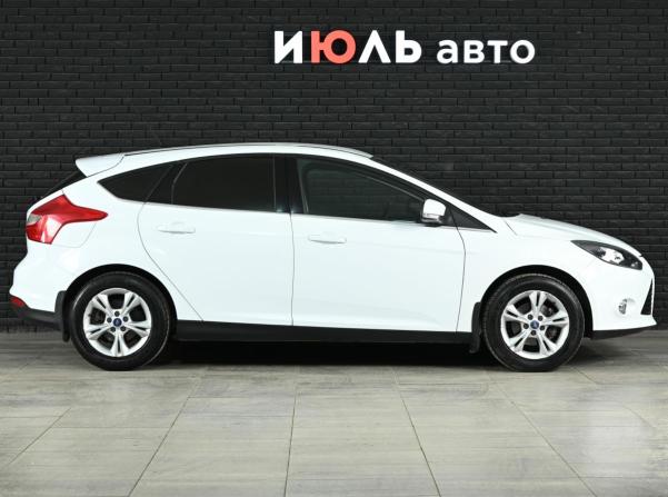 Ford Focus III с пробегом 2013 года, цена 890 000 рублей, 158083 км, хэтчбек, Автокод Объявления