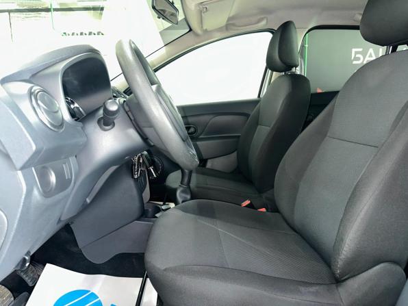 Renault Logan II с пробегом 2016 года, цена 770 000 рублей, 80481 км, седан, Автокод Объявления