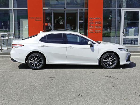 Toyota Camry VIII (XV70) Рестайлинг с пробегом 2021 года, цена 3 850 000 рублей, 39500 км, седан, Автокод Объявления