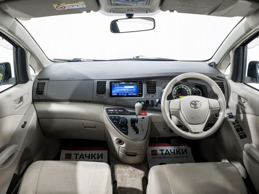 Toyota ISis I Рестайлинг Иркутск  - изображение 9