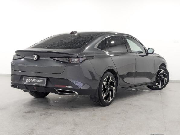 Changan Lamore с пробегом 2024 года, цена 2 070 000 рублей, 11257 км, седан, Автокод Объявления