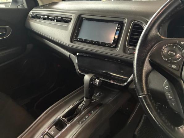 Honda Vezel I с пробегом 2016 года, цена 1 395 000 рублей, 139000 км, внедорожник, Автокод Объявления