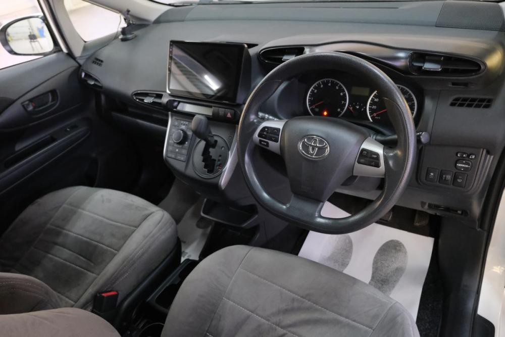 Toyota Wish II Рестайлинг Омск  - изображение 11
