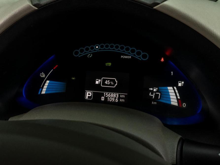Nissan Leaf I (ZE0/AZE0) Тюмень  - изображение 15