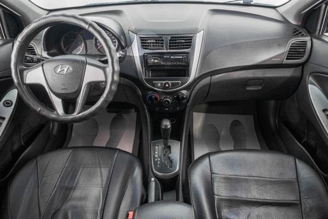 Hyundai Solaris I Рестайлинг с пробегом 2015 года, цена 1 239 000 рублей, 82700 км, седан, Автокод Объявления