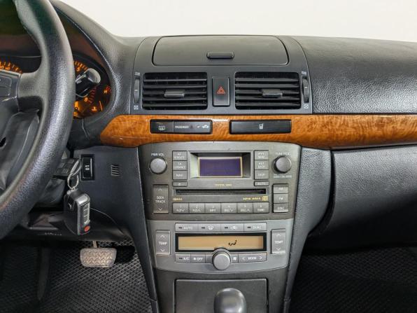 Toyota Avensis II Рестайлинг с пробегом 2006 года, цена 809 900 рублей, 228800 км, седан, Автокод Объявления