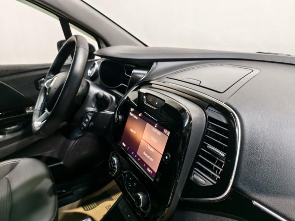 Renault Kaptur I Рестайлинг с пробегом 2021 года, цена 1 617 000 рублей, 72995 км, внедорожник, Автокод Объявления