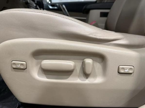 Toyota Highlander II (XU40) Рестайлинг с пробегом 2011 года, цена 1 920 000 рублей, 297598 км, внедорожник, Автокод Объявления