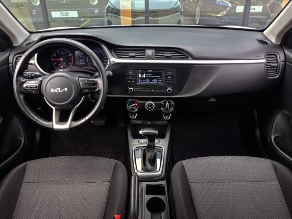 Kia Rio IV Рестайлинг с пробегом 2021 года, цена 1 389 794 рубля, 167000 км, седан, Автокод Объявления
